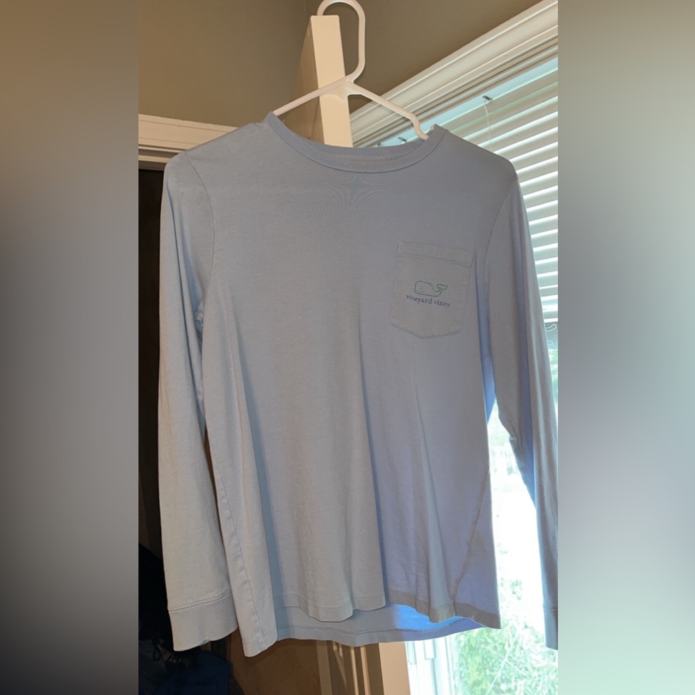 Vineyard vines baby blue long sleeve t shirt